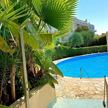 Moderne Climatise Avec Piscine, Terrasse Et Parking - Proche Promenade Des Apartament