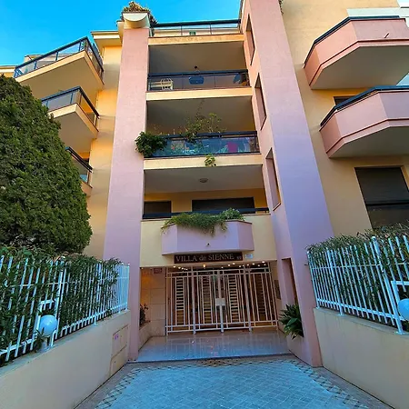 Superbe Climatise Avec Piscine, Terrasse Et Parking Prive - Proche Promenade Des דירה ניס