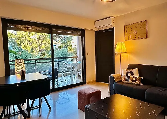 Moderne Climatise Avec Piscine, Terrasse Et Parking - Proche Promenade Des Nicea